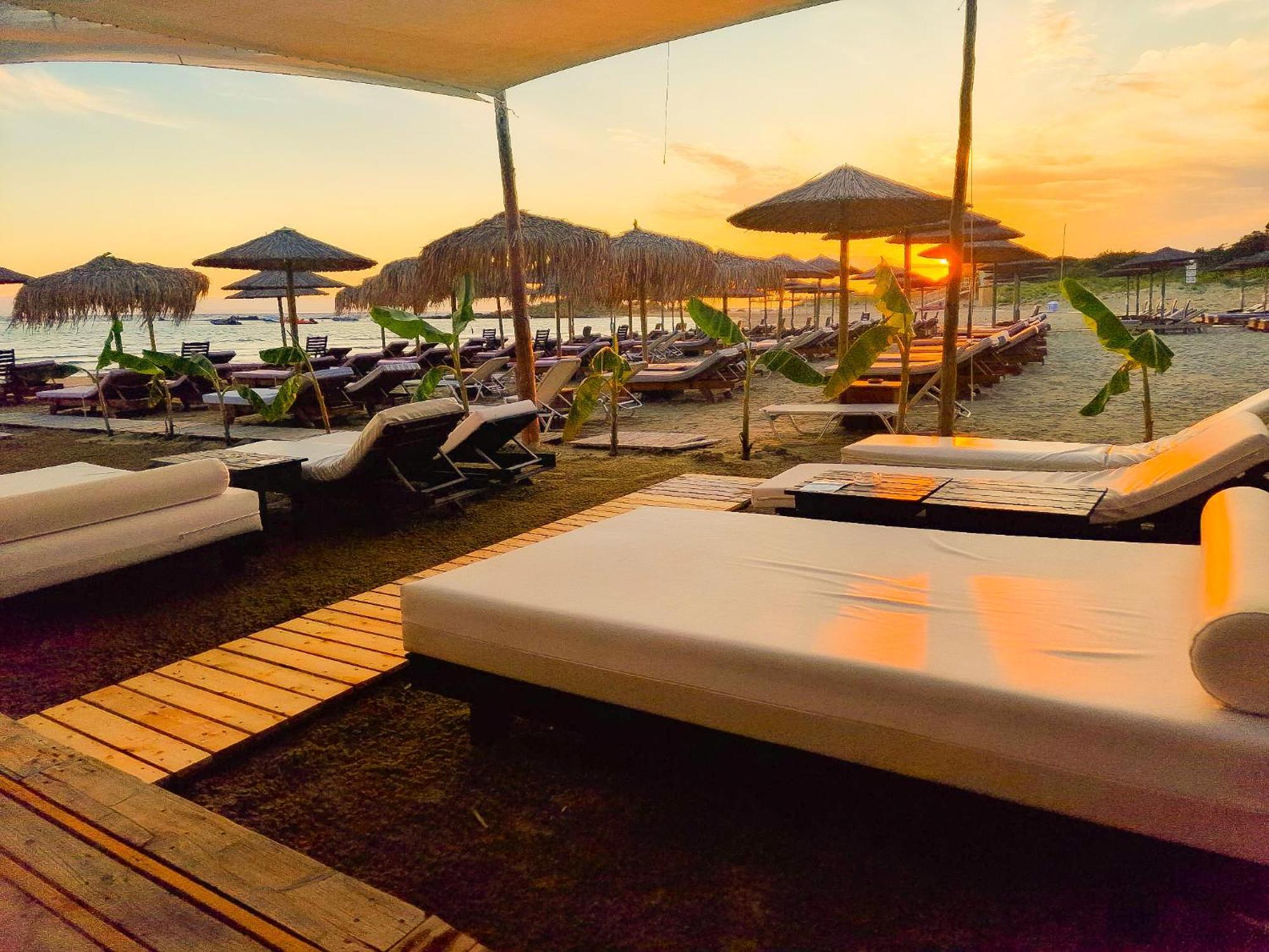 Brati II Beach Hotel Arkoudi Exterior photo
